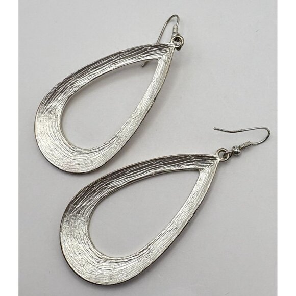 Vintage Silver Tone Open Teardrop Earrings Textured Dangle Retro 80s - Picture 6 of 6